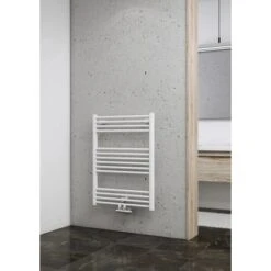 Schulte Design-Heizkörper Gerade Mit Mittenanschluss 399 W Alpinweiß